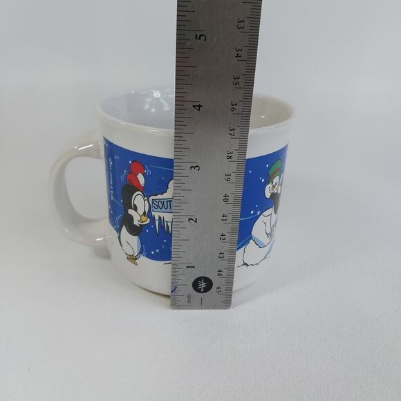 Chilly Willy 12 Oz. Ceramic Coffee mug Penguin Christmas Cup - Picture 7 of 7